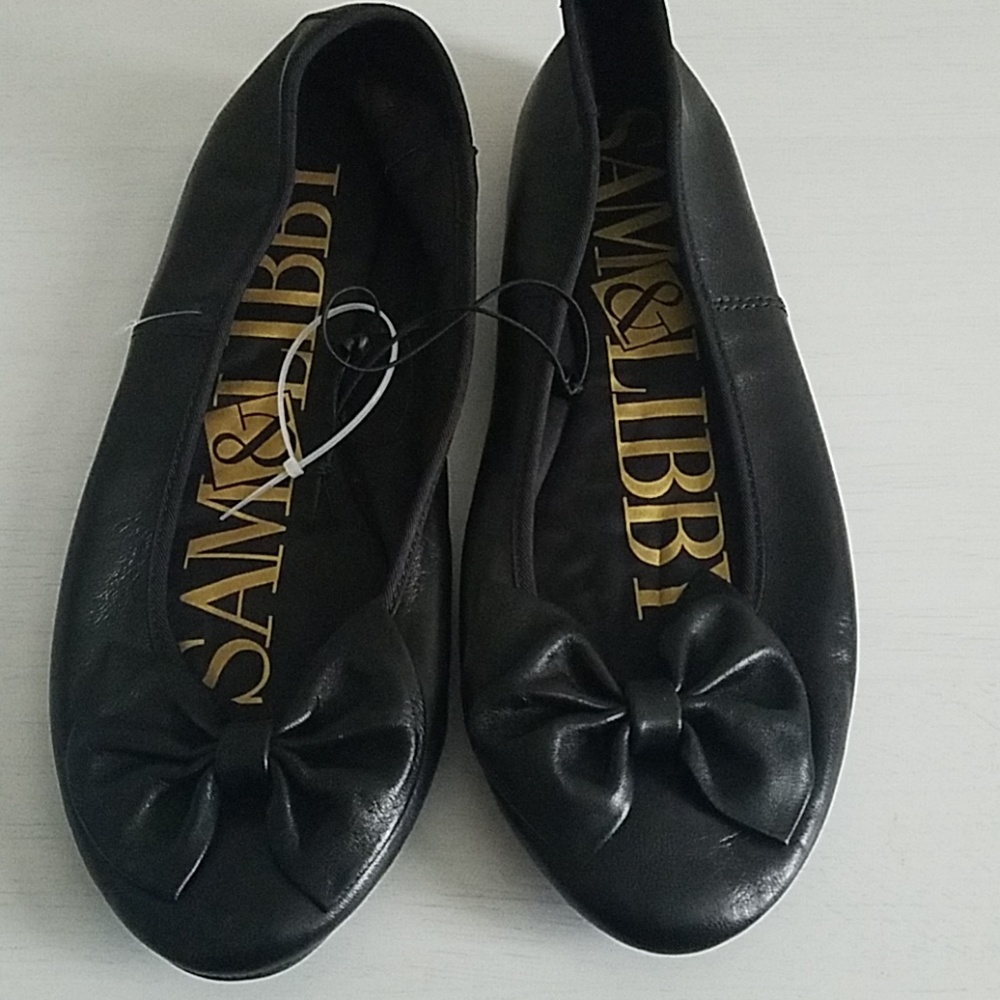 Never worn Sam & Libby Black Bow Flats